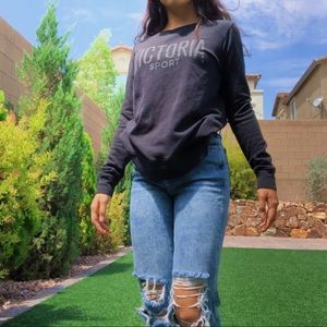 Victorias sport crewneck